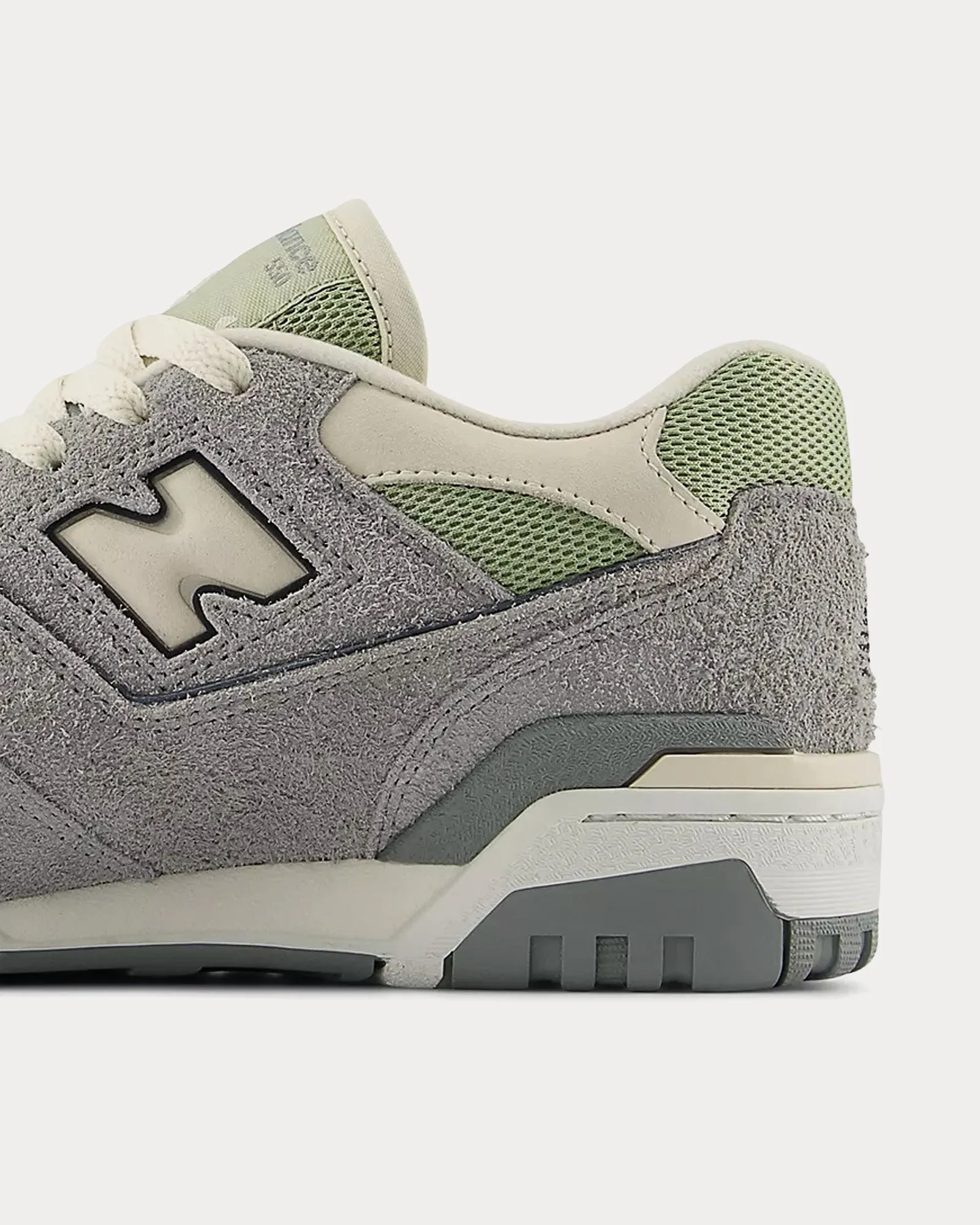550 Slate Grey / Olivine / Linen Low Top Sneakers