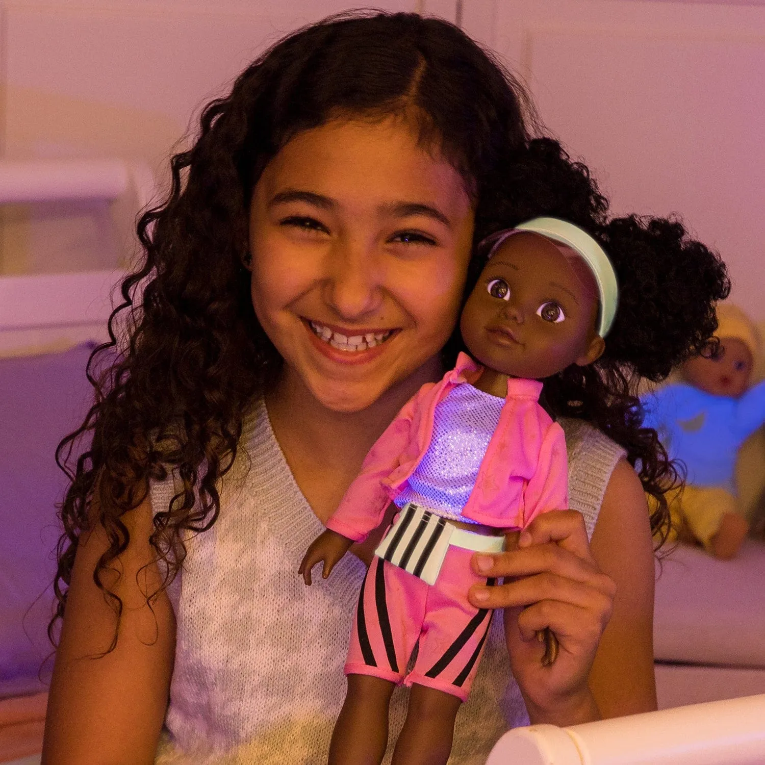 Adora Glow Girls African American Doll Set with Glow-in-the-Dark Clothes & Accessories - Serena