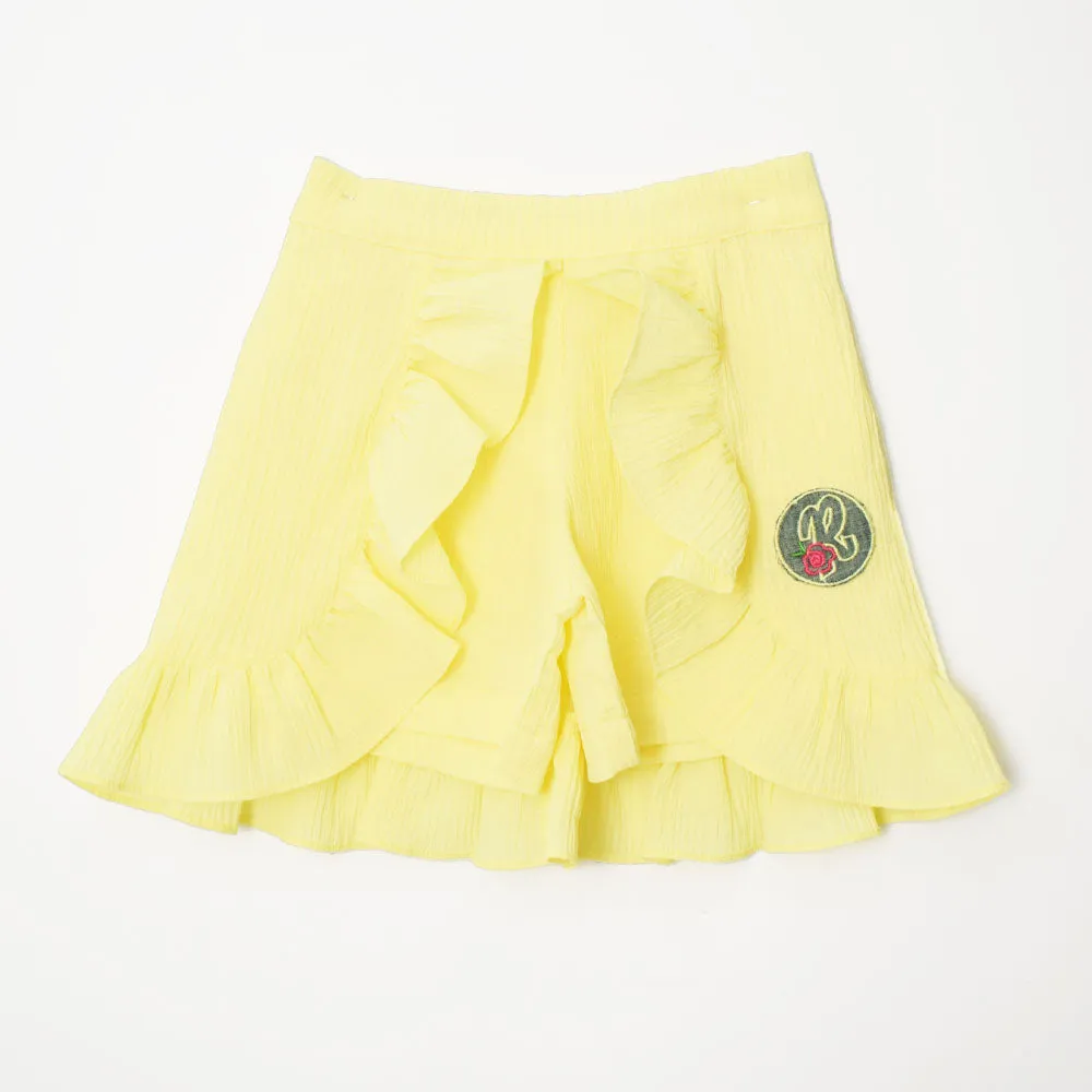 Floral Layered Sleeves Top With Yellow Overlap Frill Shorts