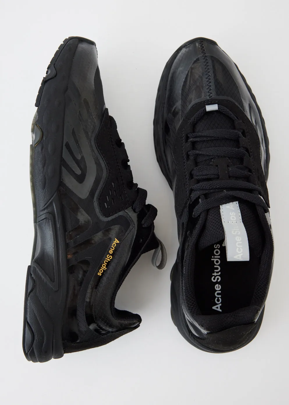N3W Sneakers