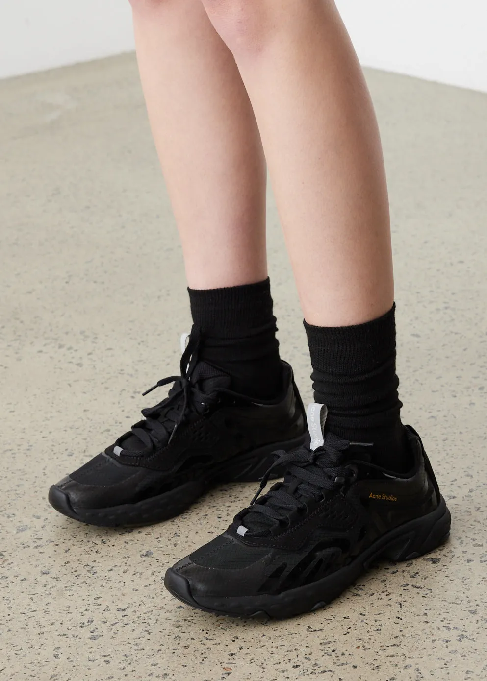 N3W Sneakers